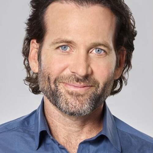 Eion Bailey