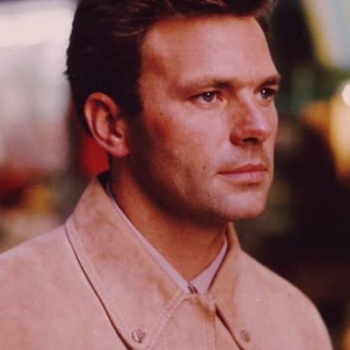 Derek Cracknell