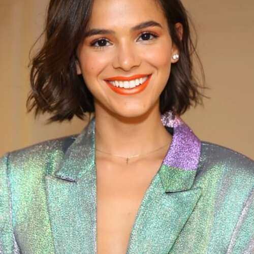 Bruna Marquezine