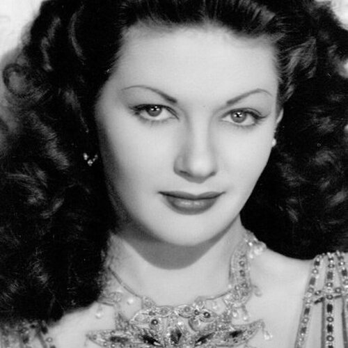 Yvonne De Carlo