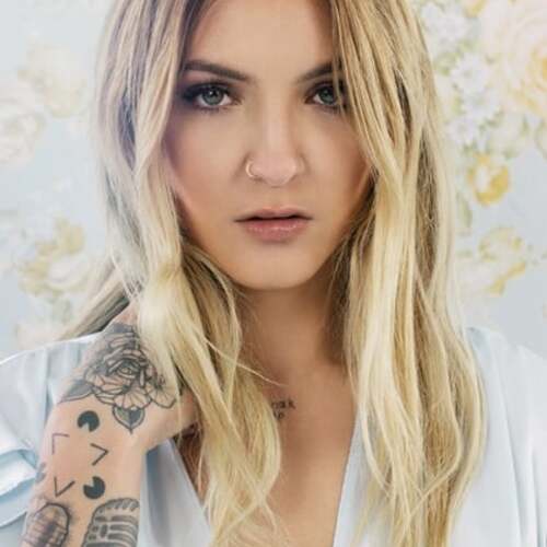 Julia Michaels