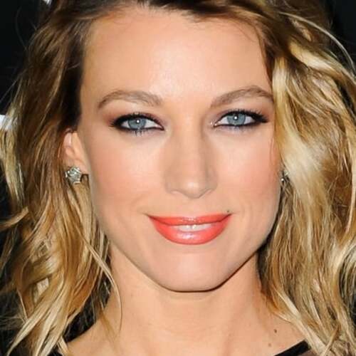 Natalie Zea