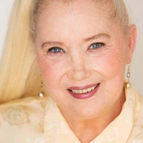 Sally Kirkland