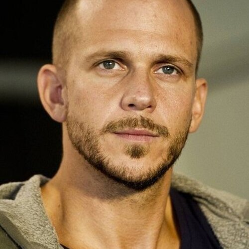 Gustaf Skarsgård
