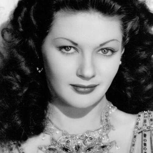 Yvonne De Carlo