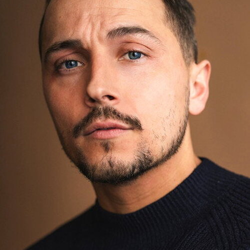 Elliot Warren