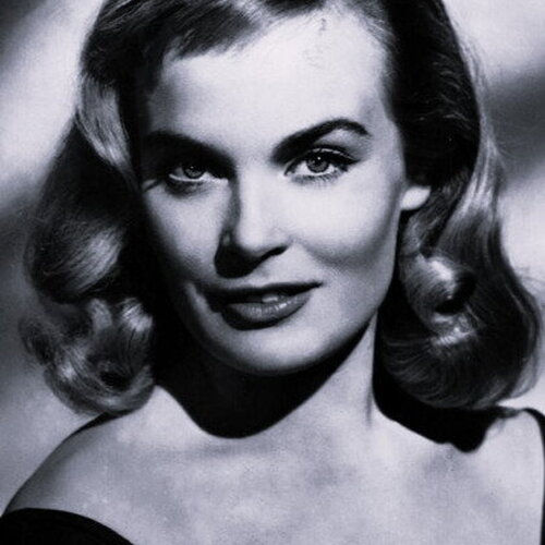 Shirley Eaton