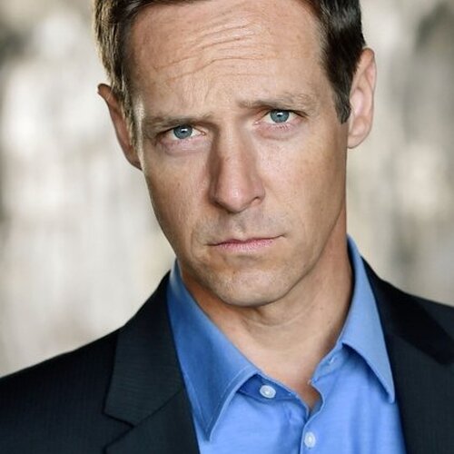 Christopher Rob Bowen