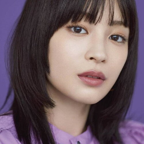 Suzu Hirose