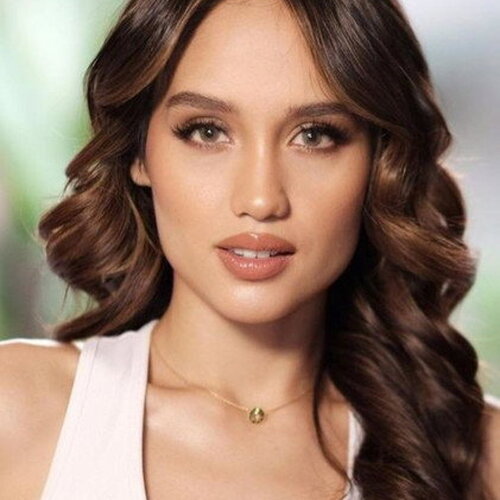 Cinta Laura Kiehl